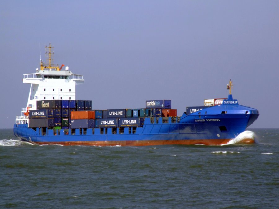 Ship Expected: SAMSKIP EXPRESS for Grangemouth 