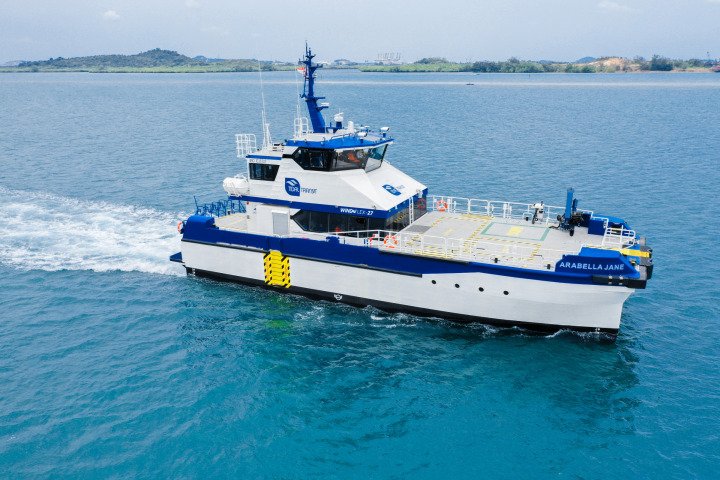 New Photo & Specs: ARABELLA JANE       