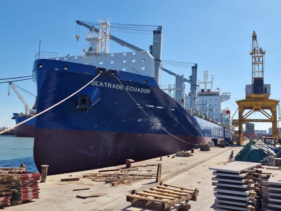 West British Isles Map: English Channel for Sheerness: CHIQUITA HARVESTER