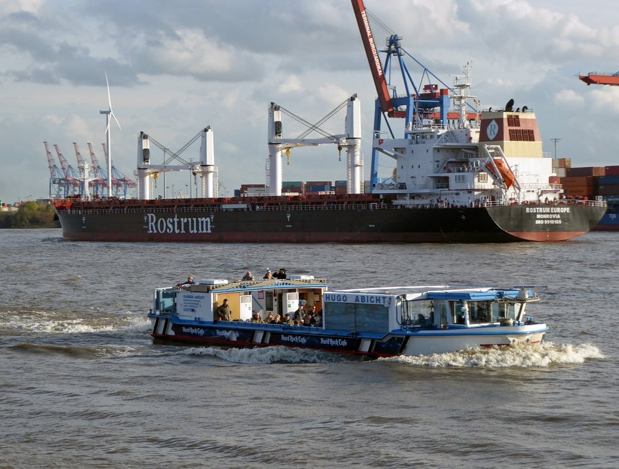 Currently in North Channel inbound for Belfast: ROSTRUM EUROPE