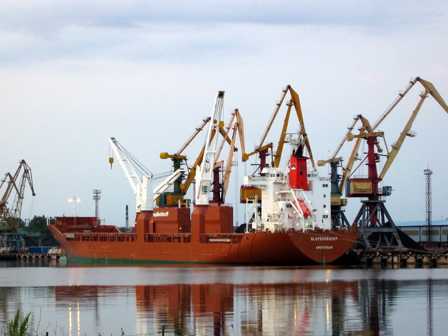 Ship Expected: SLOTERGRACHT         for Greenock Ocean Terminal 