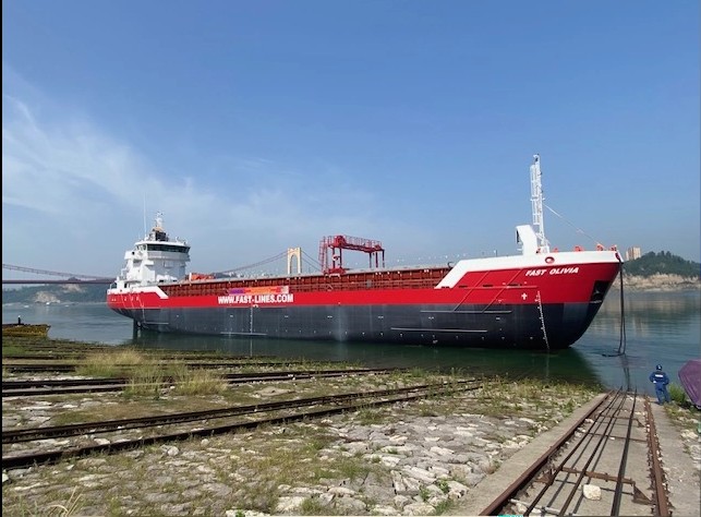  Scottish West Coast - FAST OLIVIA          transiting North Channel at Belfast