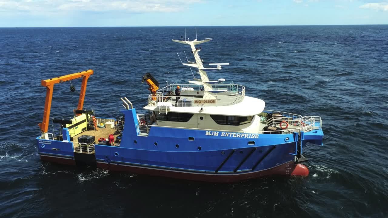 Thames Departure: MJM ENTERPRISE