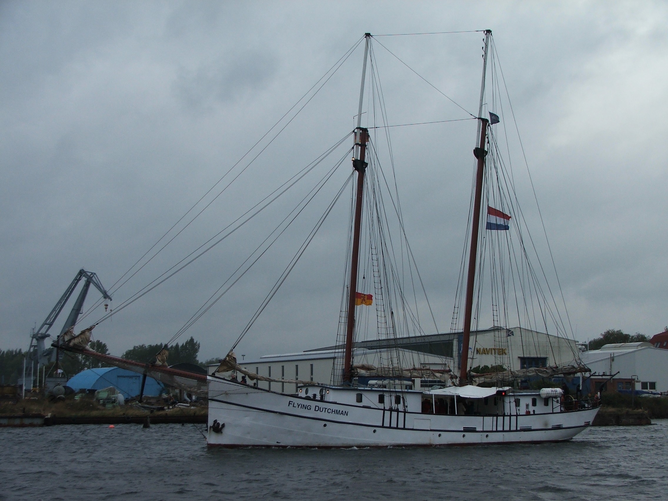  Scottish West Coast - FLYING DUTCHMAN      transiting Little Minch & Skye