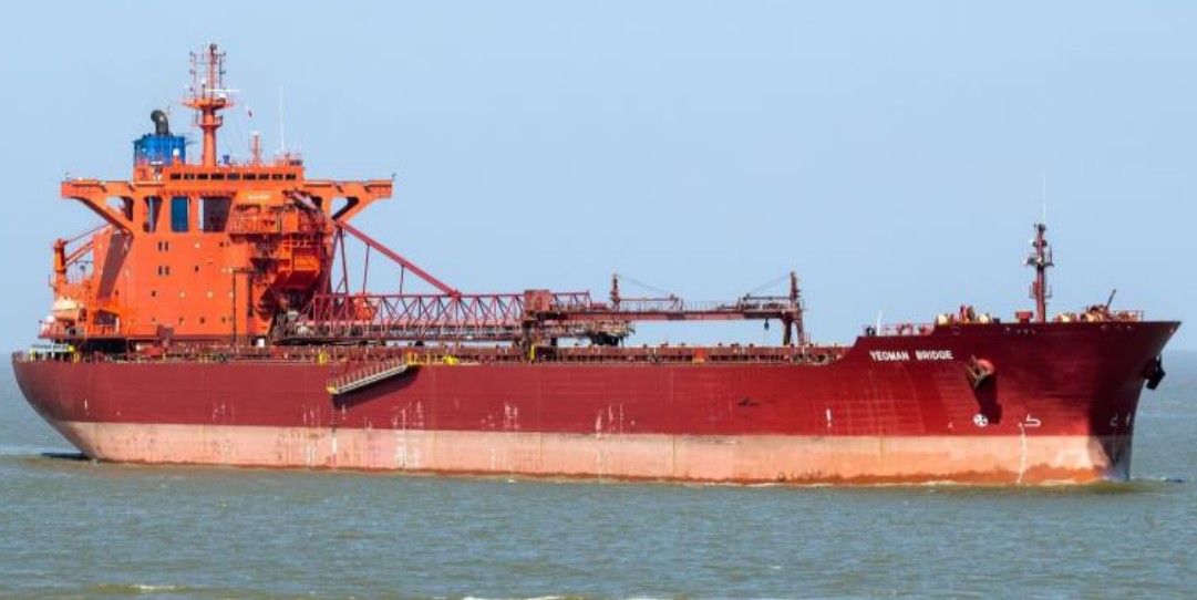  Scottish West Coast - YEOMAN BRIDGE transiting Inner Herbrides Seas
