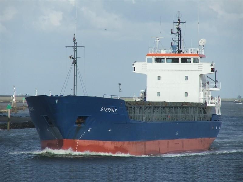Transit: STEFANY entering English South Coast at The Dover Strait