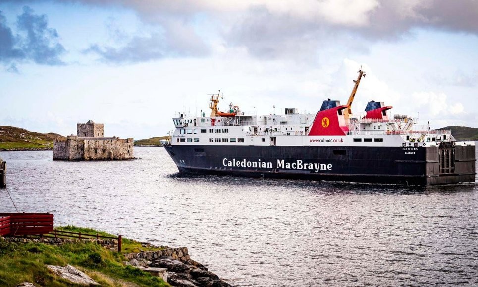  Scottish West Coast - ISLE OF LEWIS transiting Sea of the Hebrides