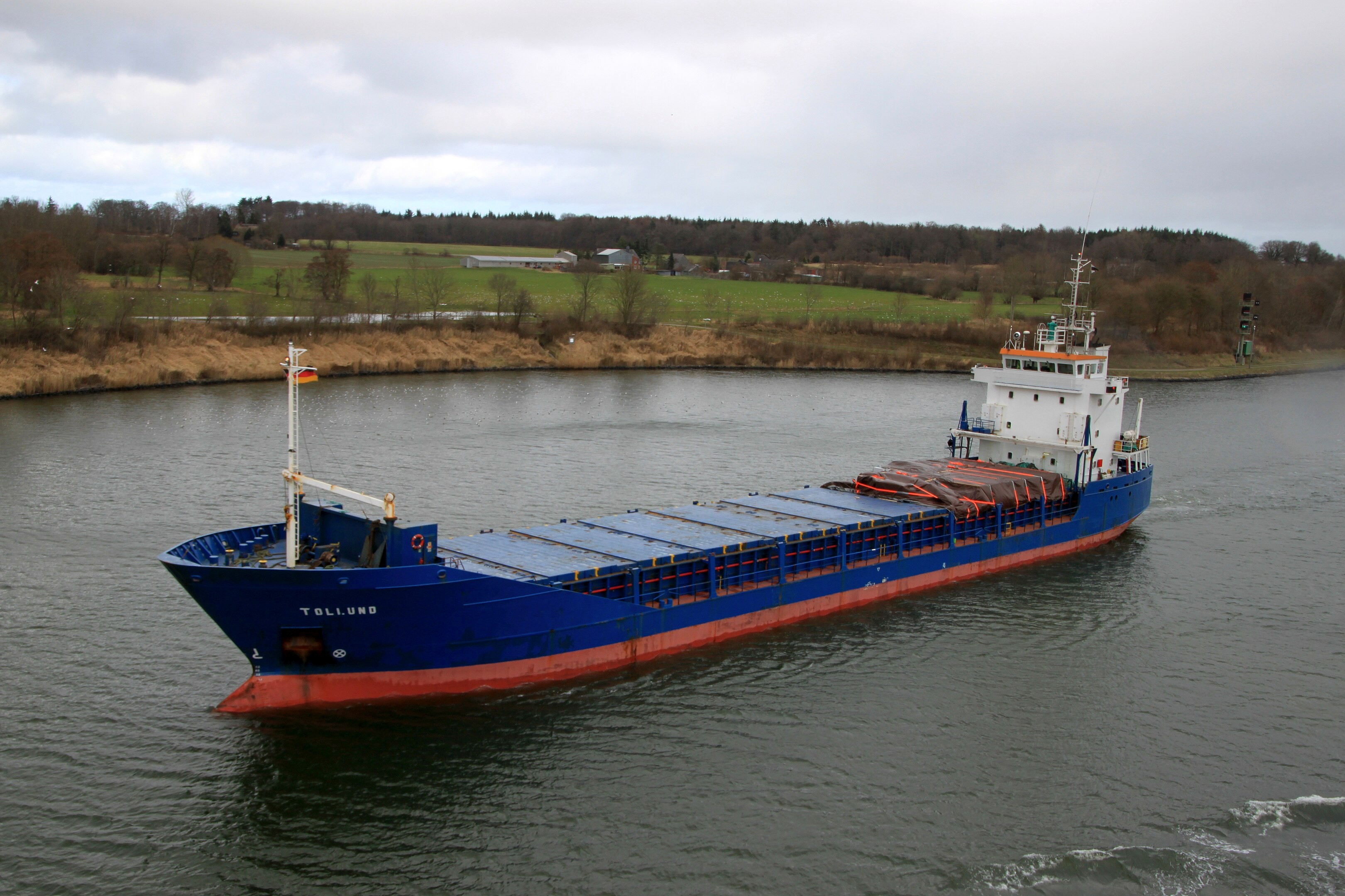 Humber Departure: TOLLUND