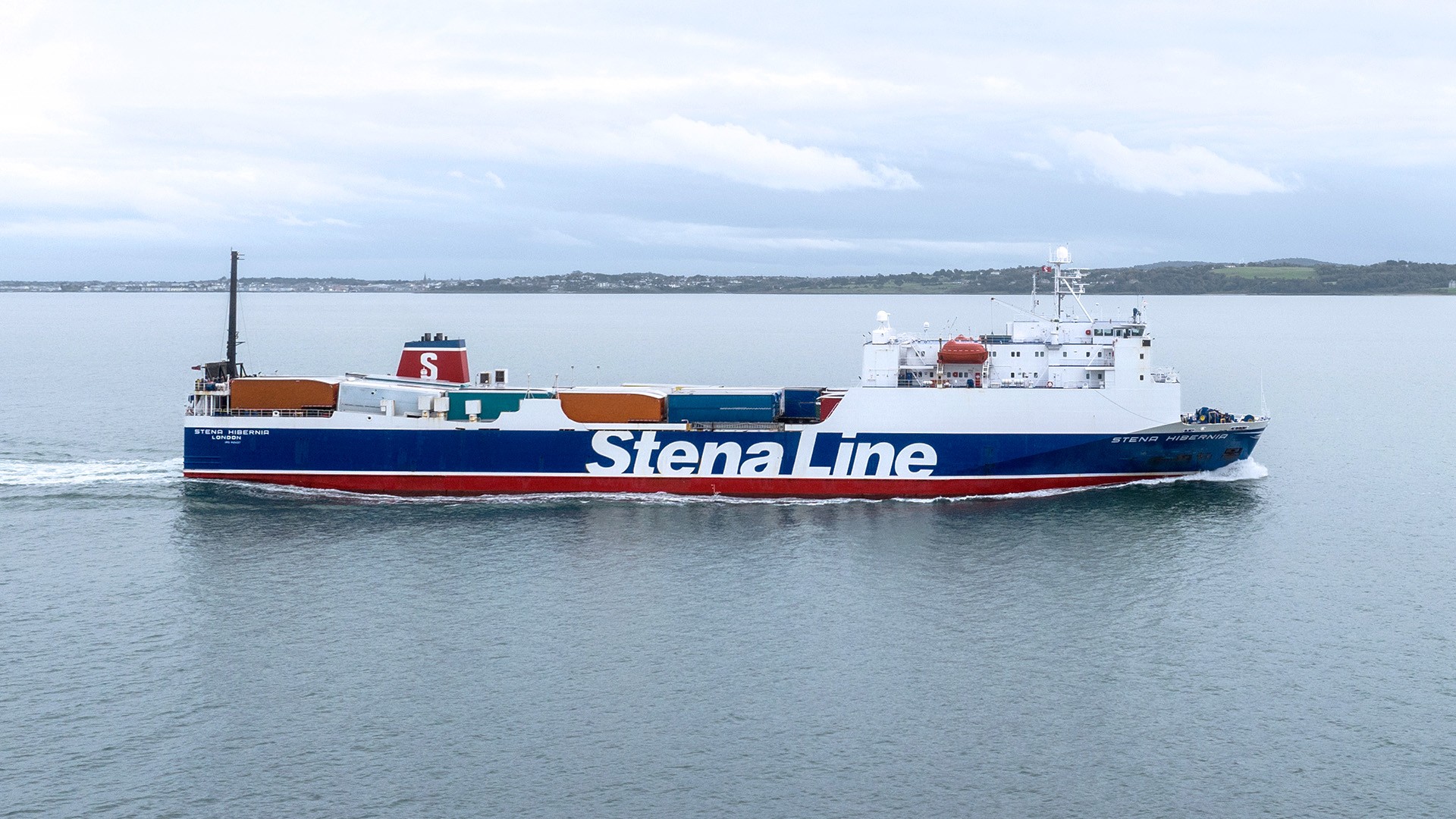 Mersey Departure: STENA HIBERNIA