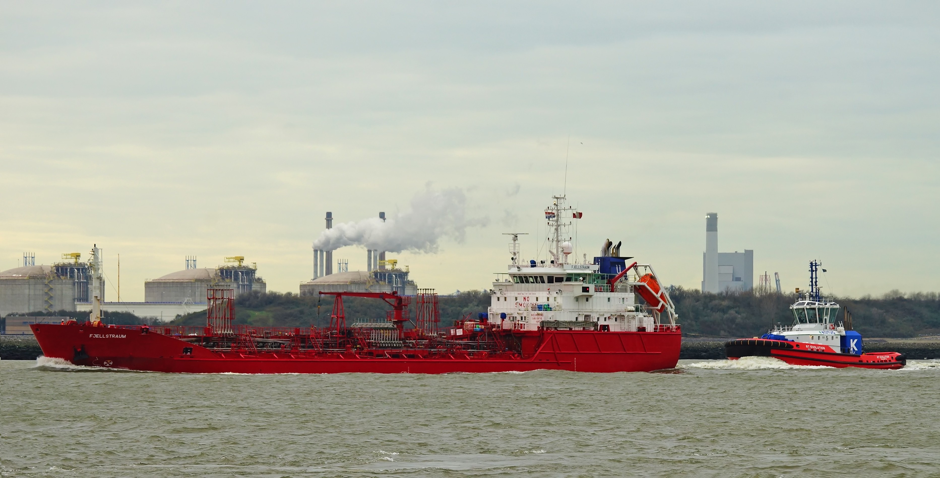  Irish Sea - FJELLSTRAUM          transiting North Channel Belfast
