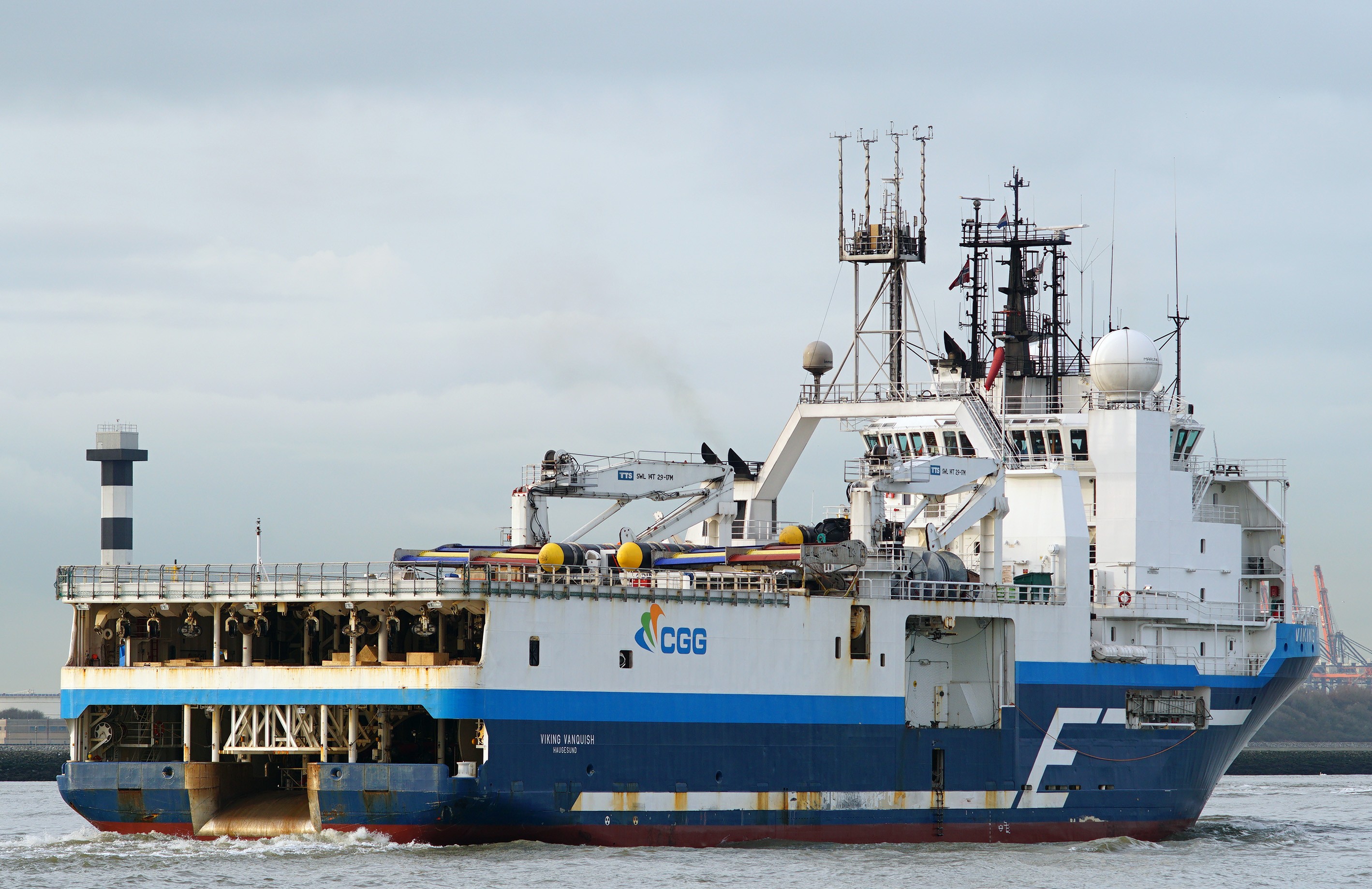  Celtic Sea - C-INSTALLER transiting Celtic Sea