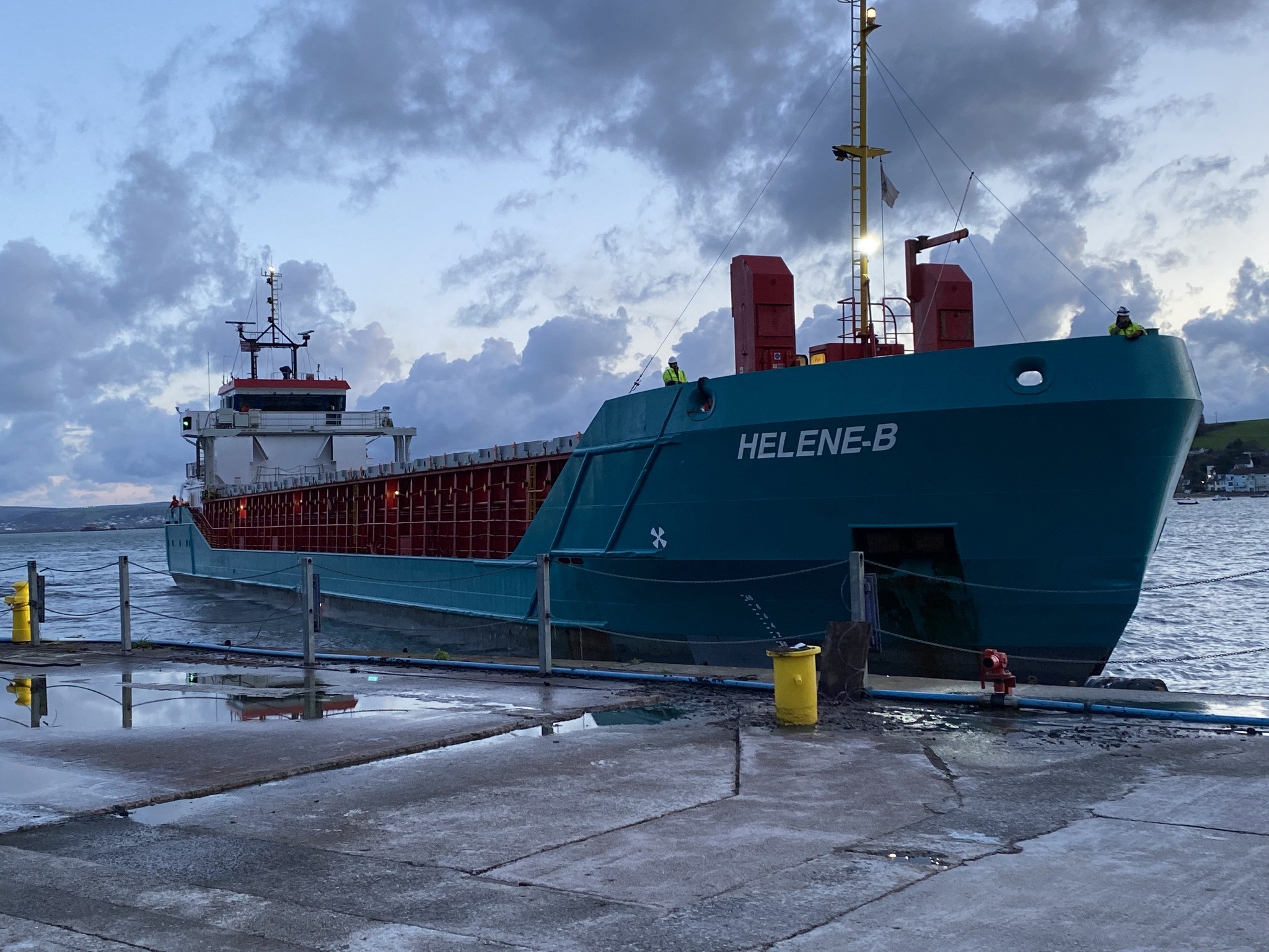 Transit: HELENE-B             entering English South Coast at The Dover Strait