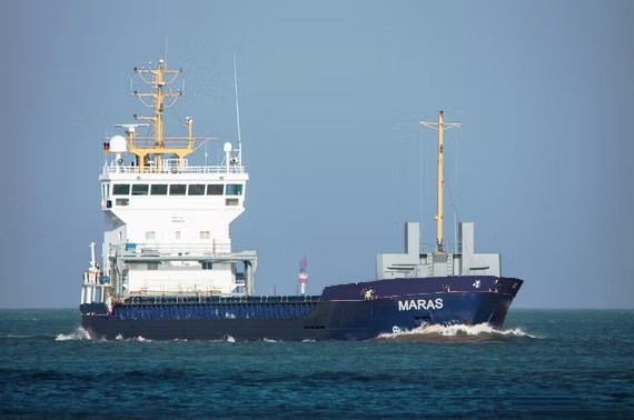 Transit: MARAS entering English South Coast at The Dover Strait
