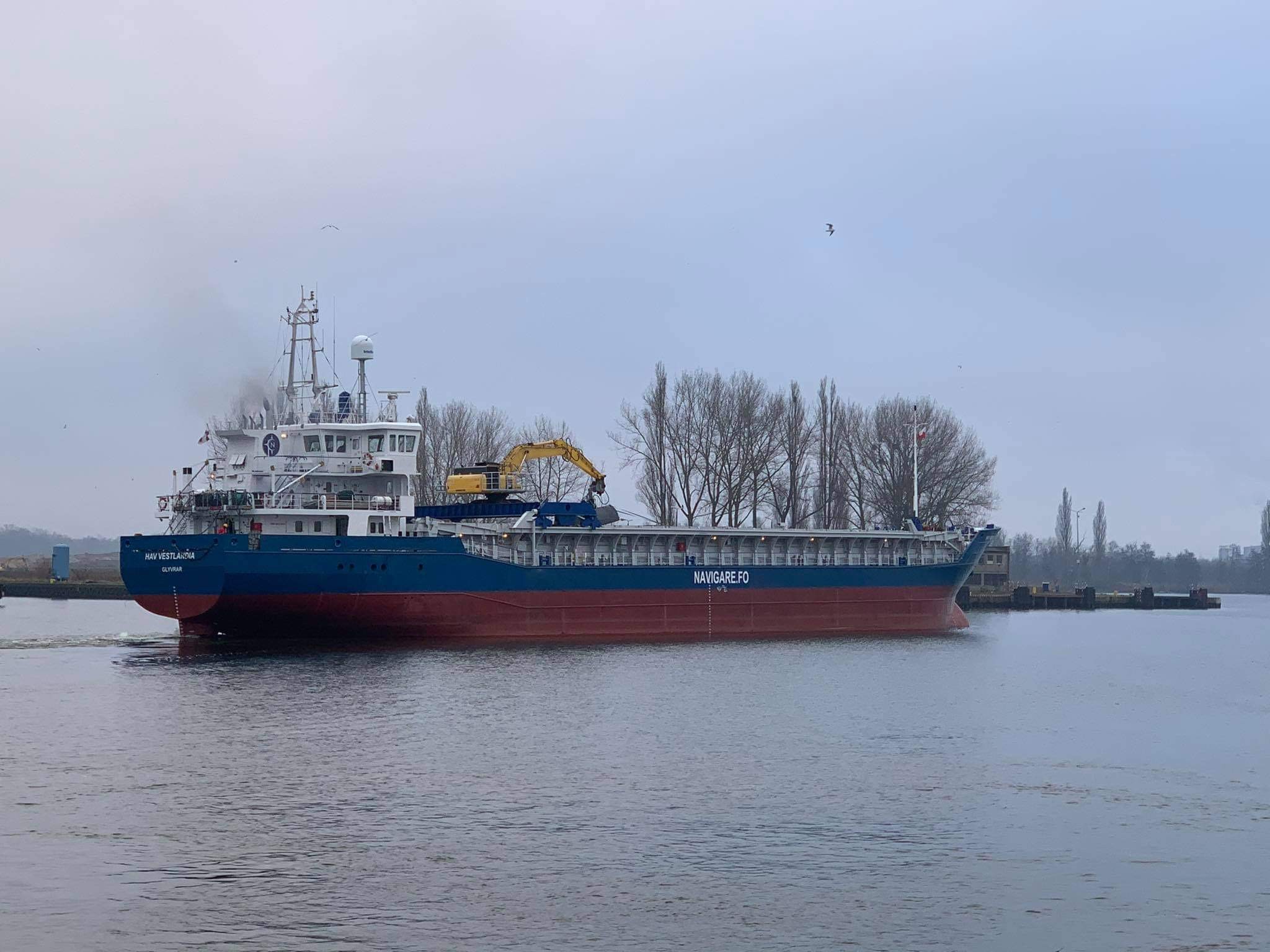 Transit: HAV FELLI            entering English South Coast at The Dover Strait