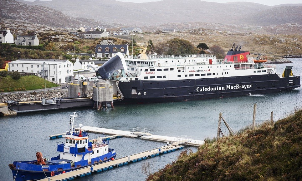 Scottish East Coast - HEBRIDES transiting Aberdeenshire Coast