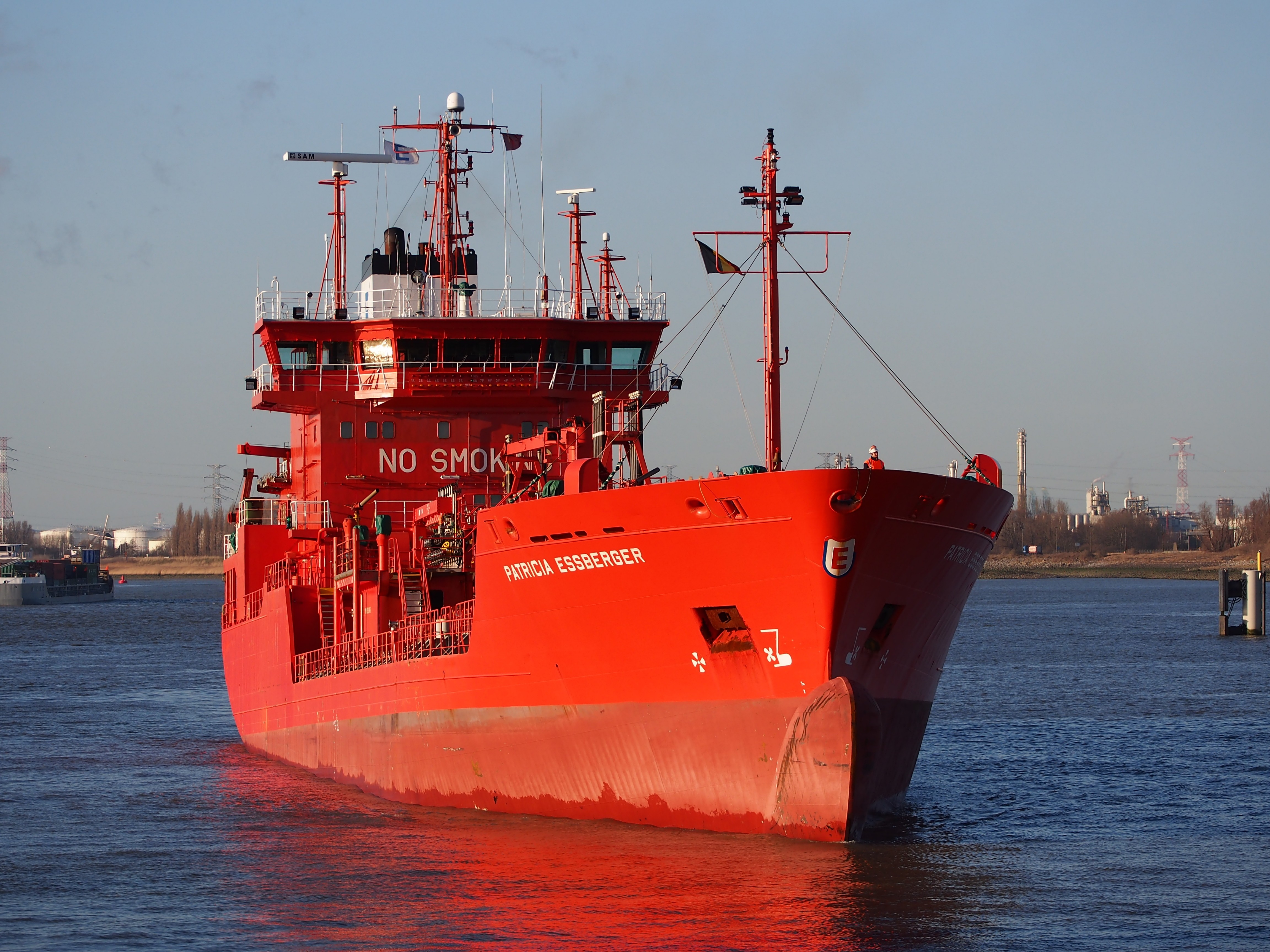 Transit: PATRICIA ESSBERGER entering English South Coast at The Dover Strait