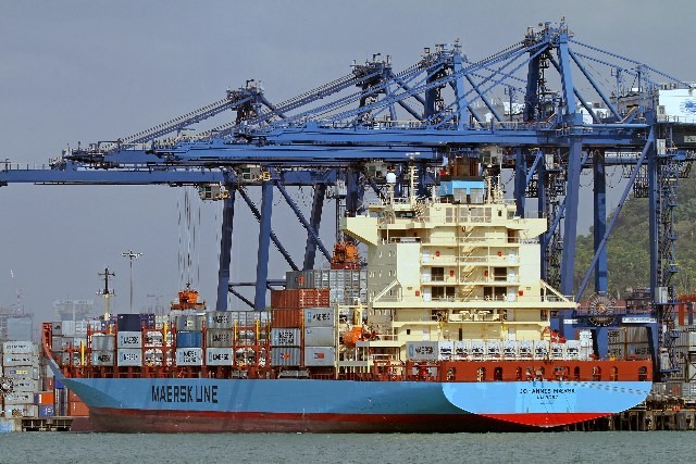  Celtic Sea - JOHANNES MAERSK      transiting Celtic Sea