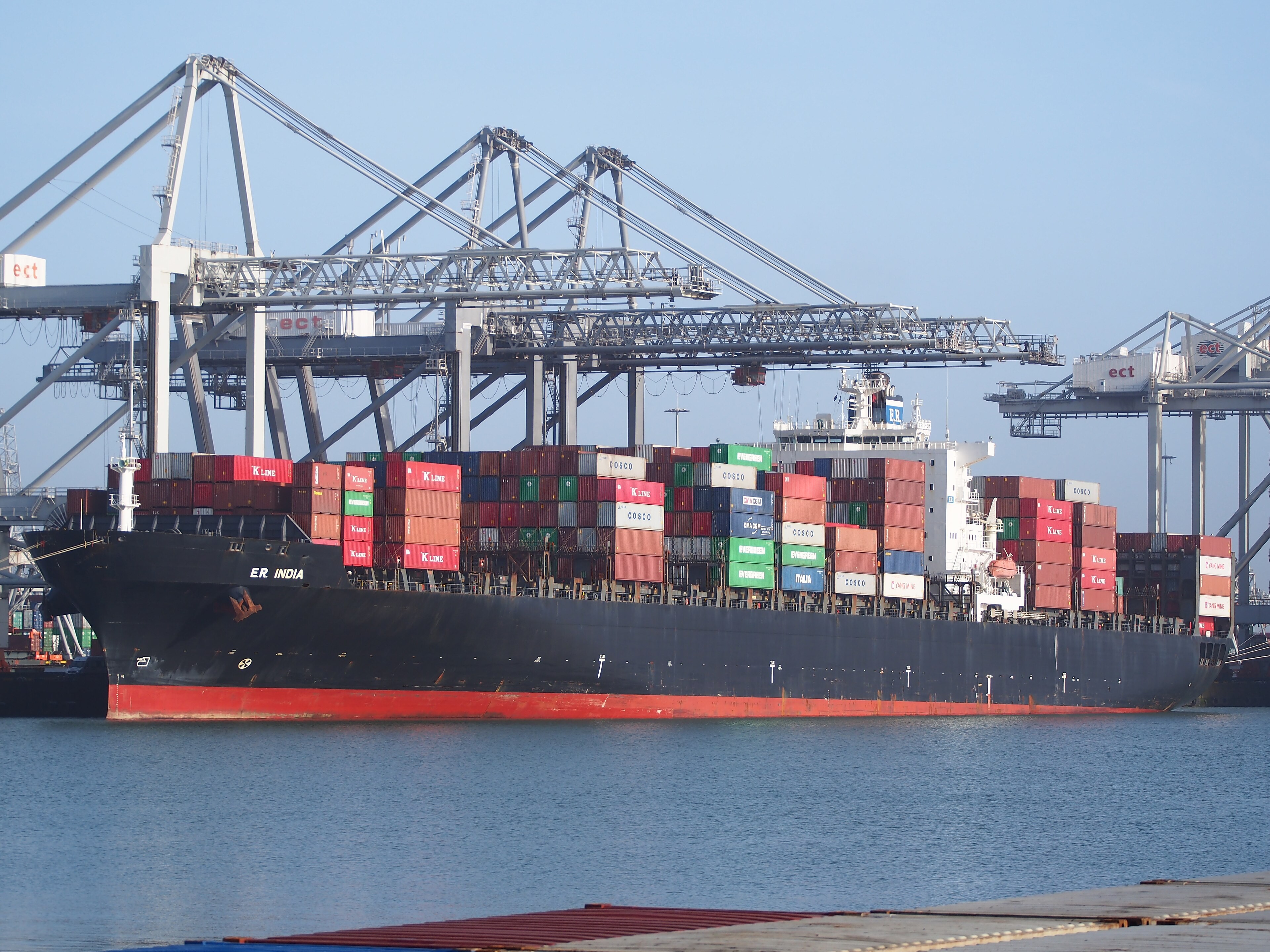 Transit: MSC INDIA            entering English South Coast at The Dover Strait