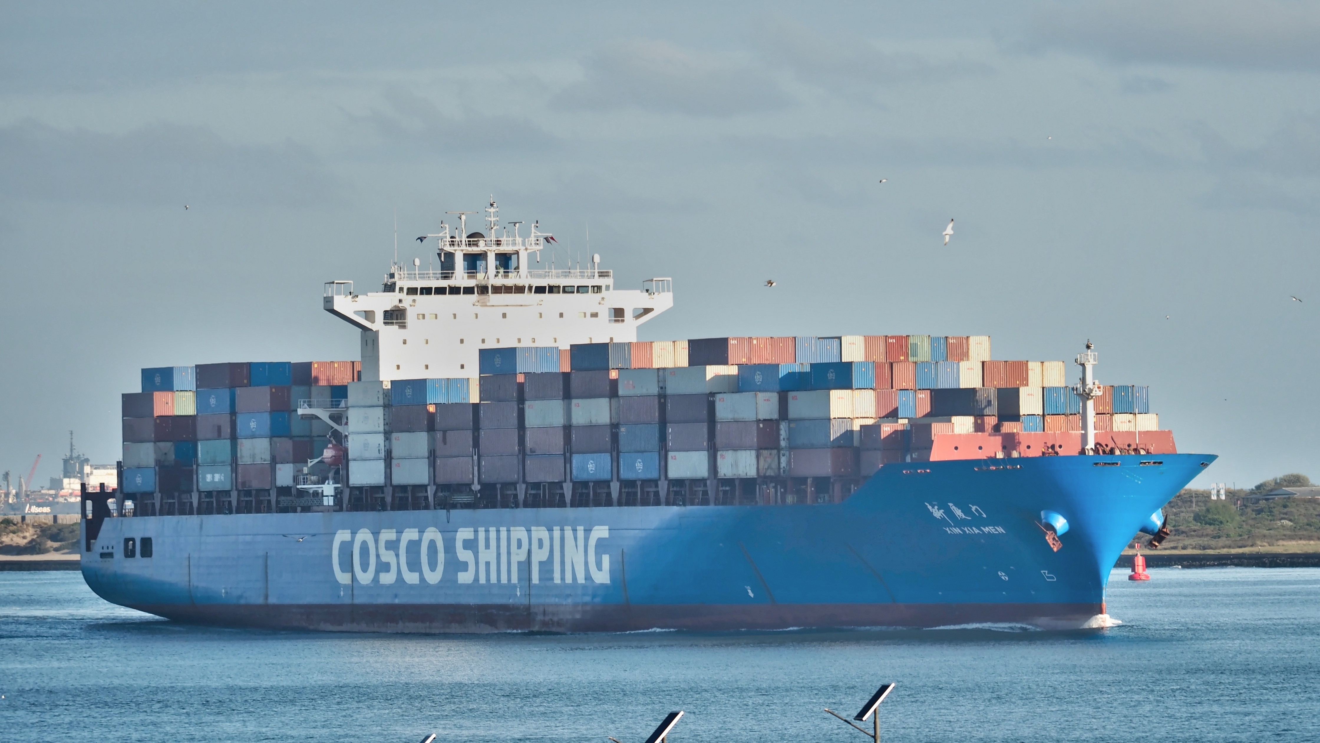Transit: XIN XIA MEN          entering English South Coast at The Dover Strait