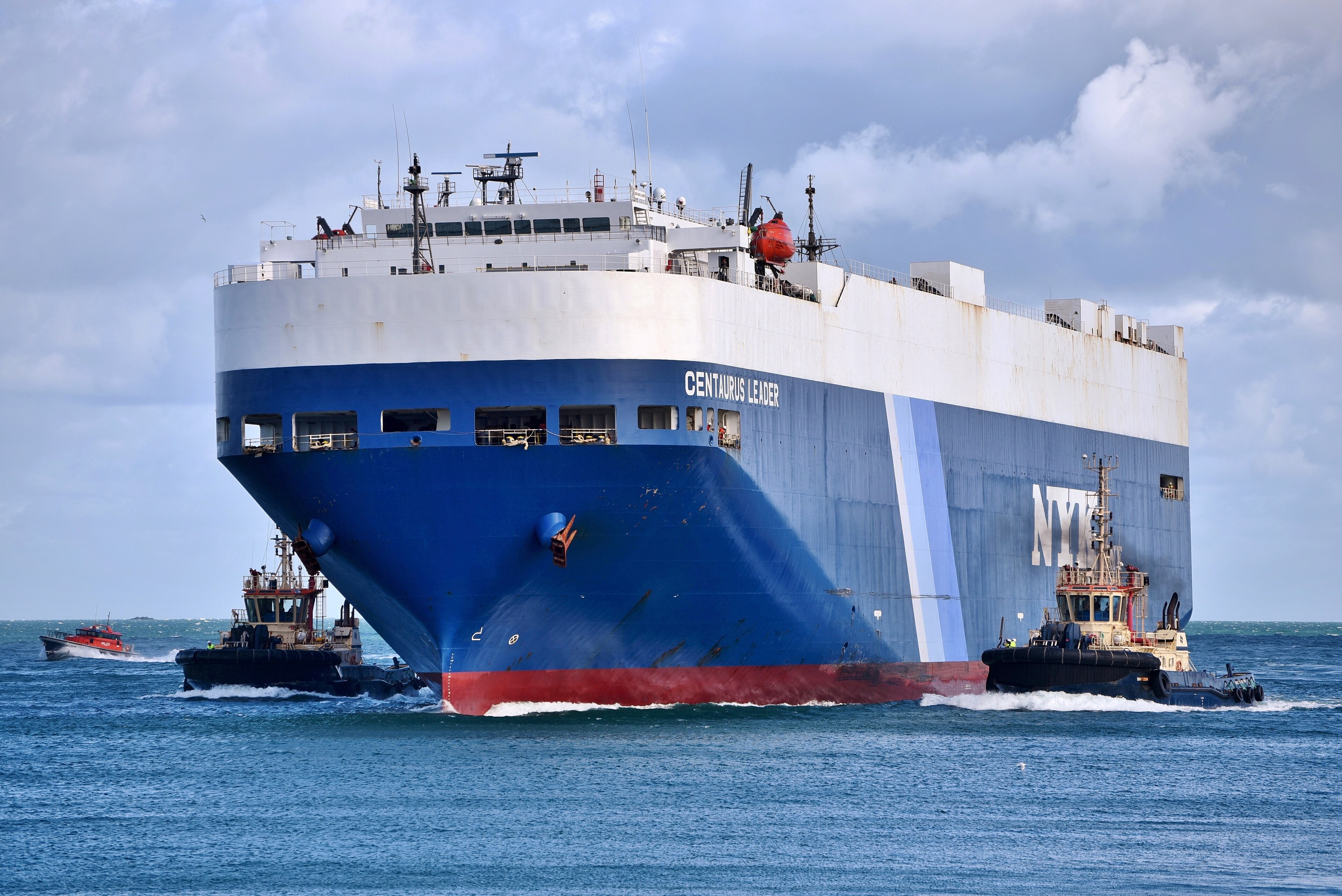 Bristol Channel Departure: CENTAURUS LEADER    