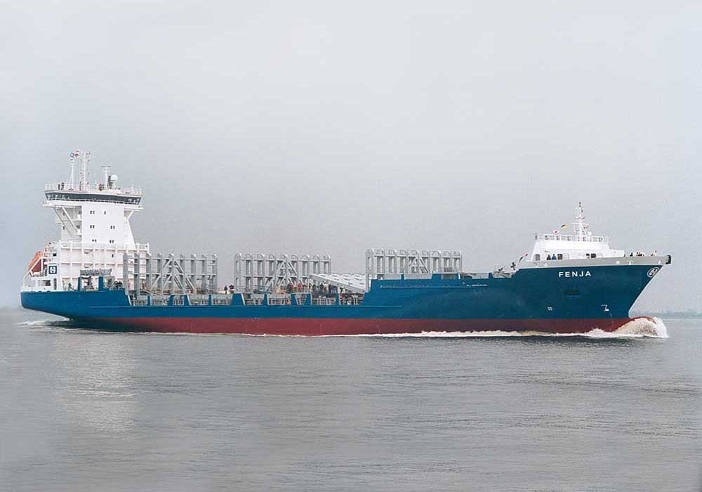  Scottish East Coast - FENJA                transiting Berwick Coast