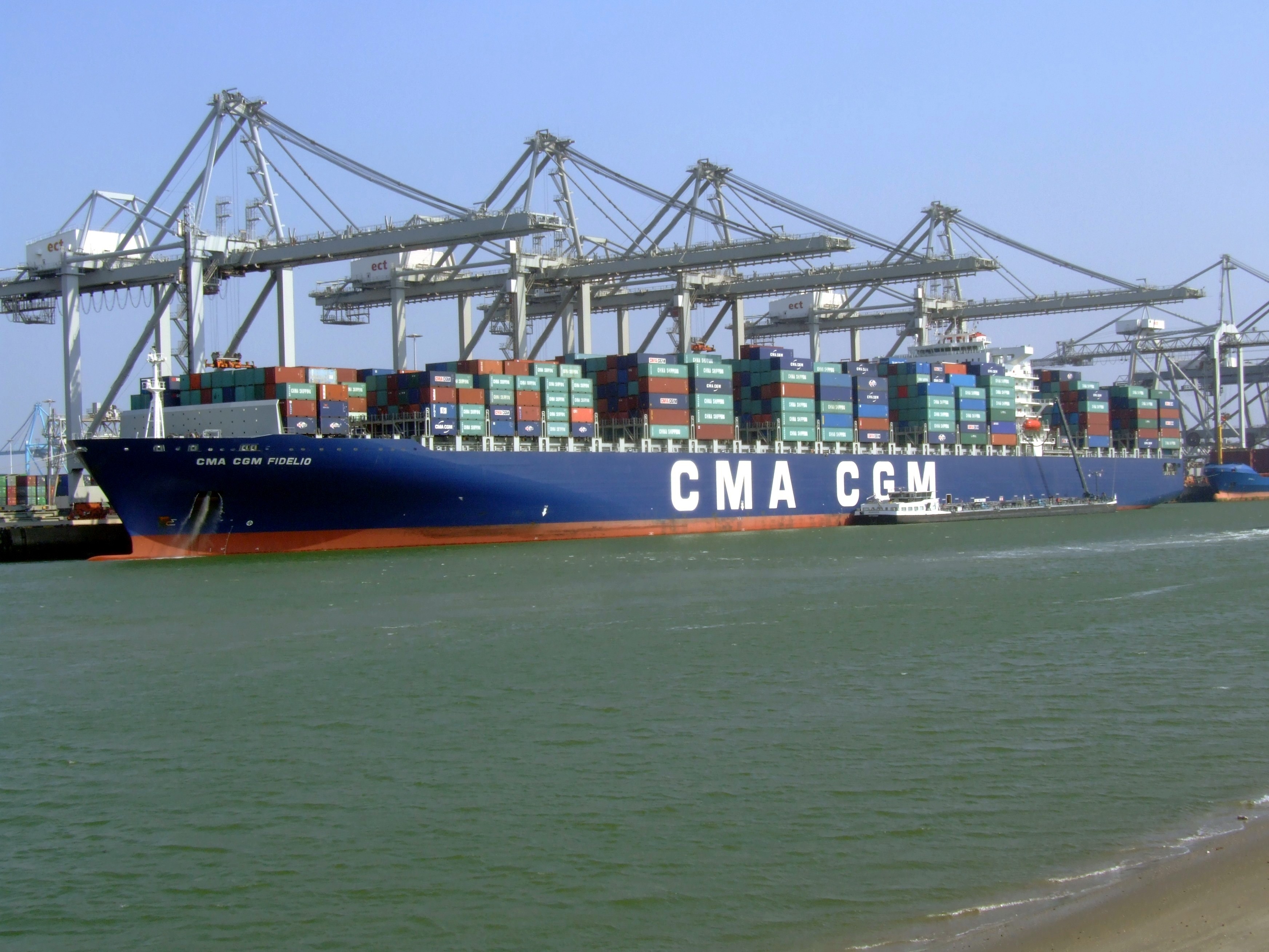 Transit: CMA CGM FIDELIO entering English South Coast at The Dover Strait