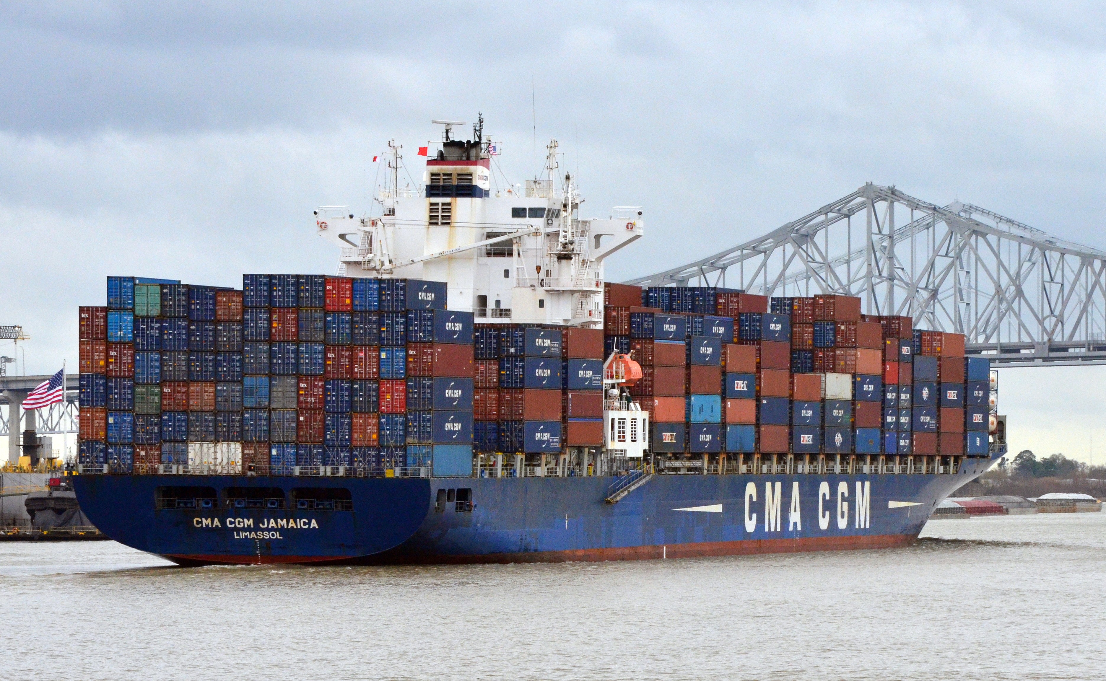 Transit: CMA CGM JAMAICA      entering English South Coast at The Dover Strait
