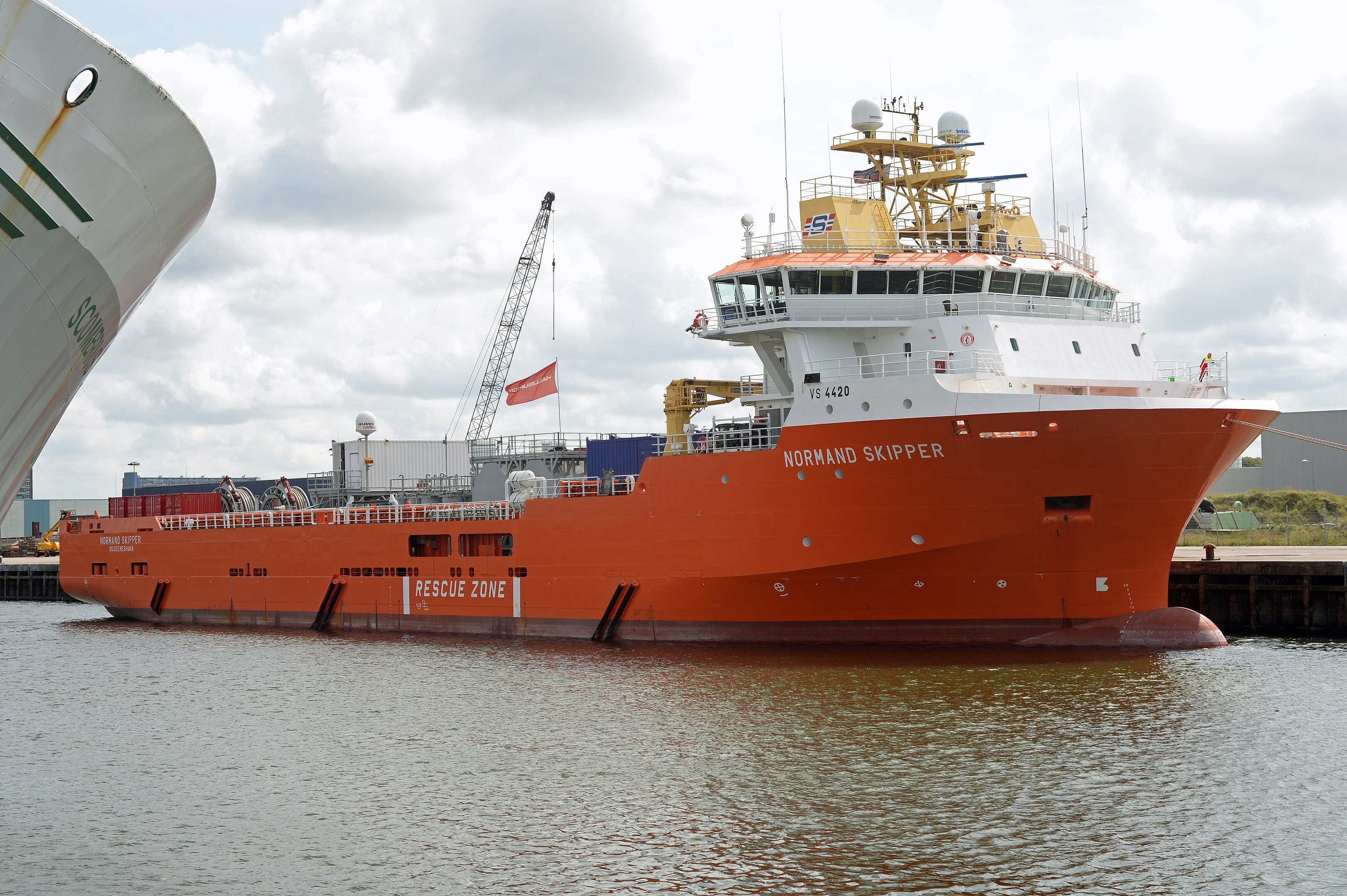  Scottish East Coast - SKIPPER TIDE         transiting Aberdeenshire Coast