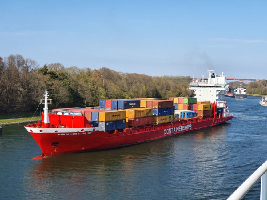 Vessel Image