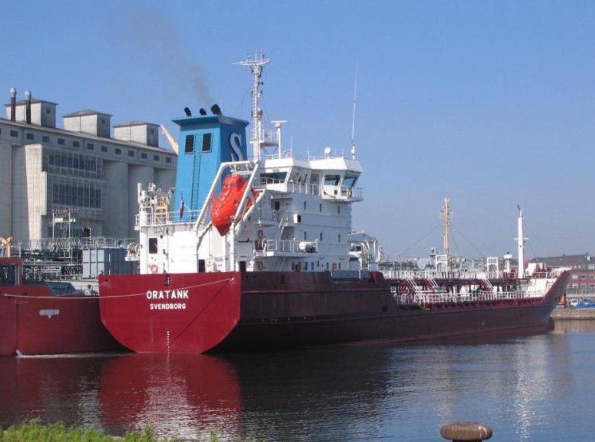 Felixstowe Departure: ORATANK