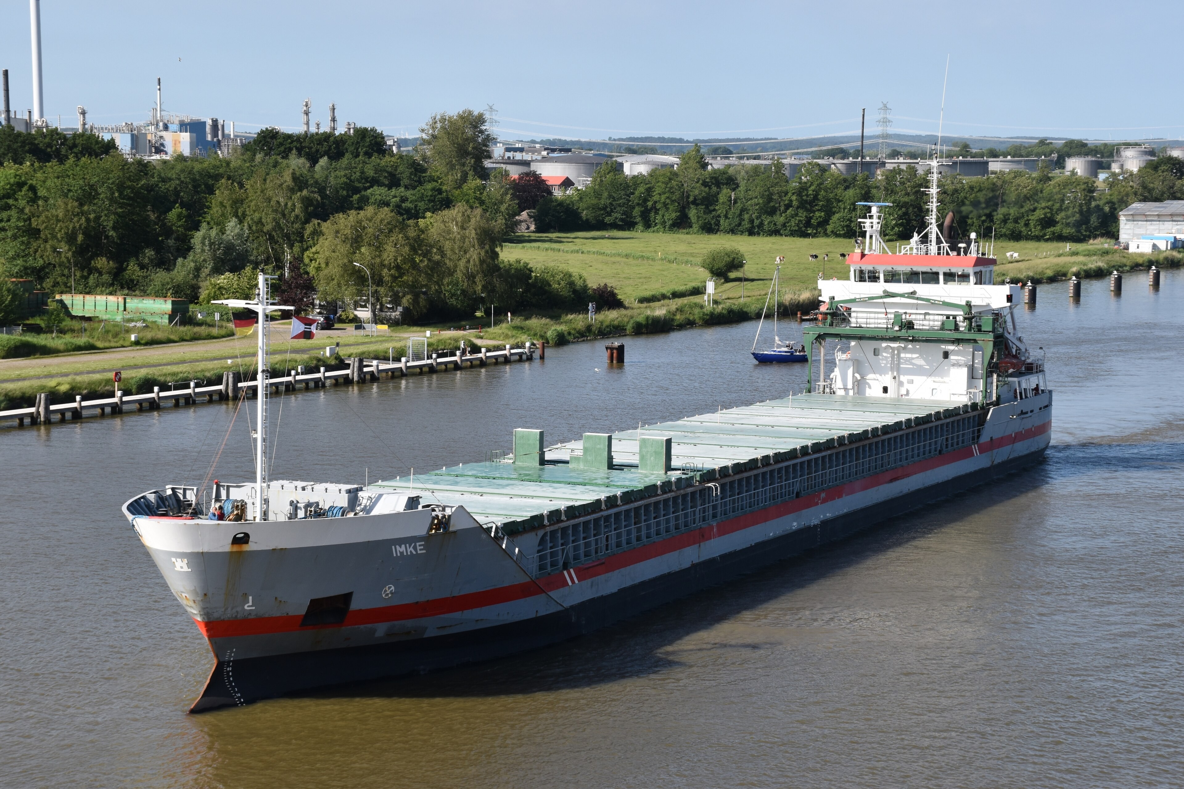 Humber Departure: NEUSEBORG           