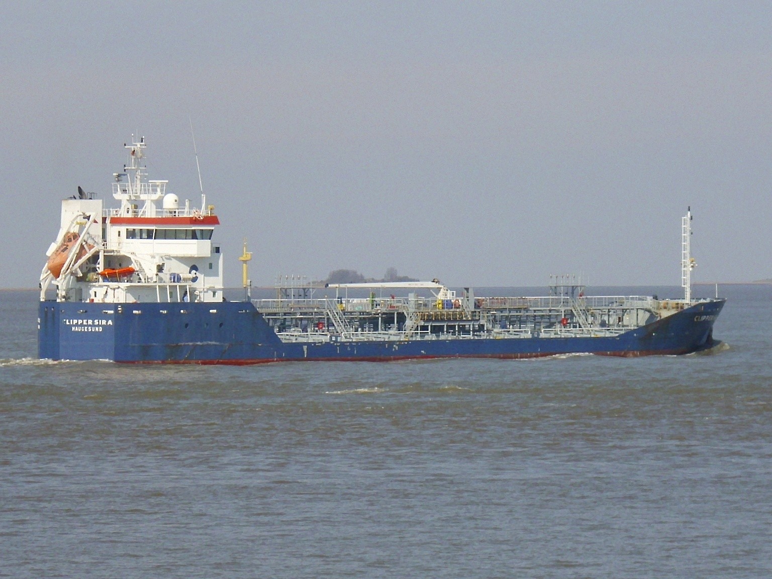 Transit: NORDIC SIRA entering English South Coast at The Dover Strait
