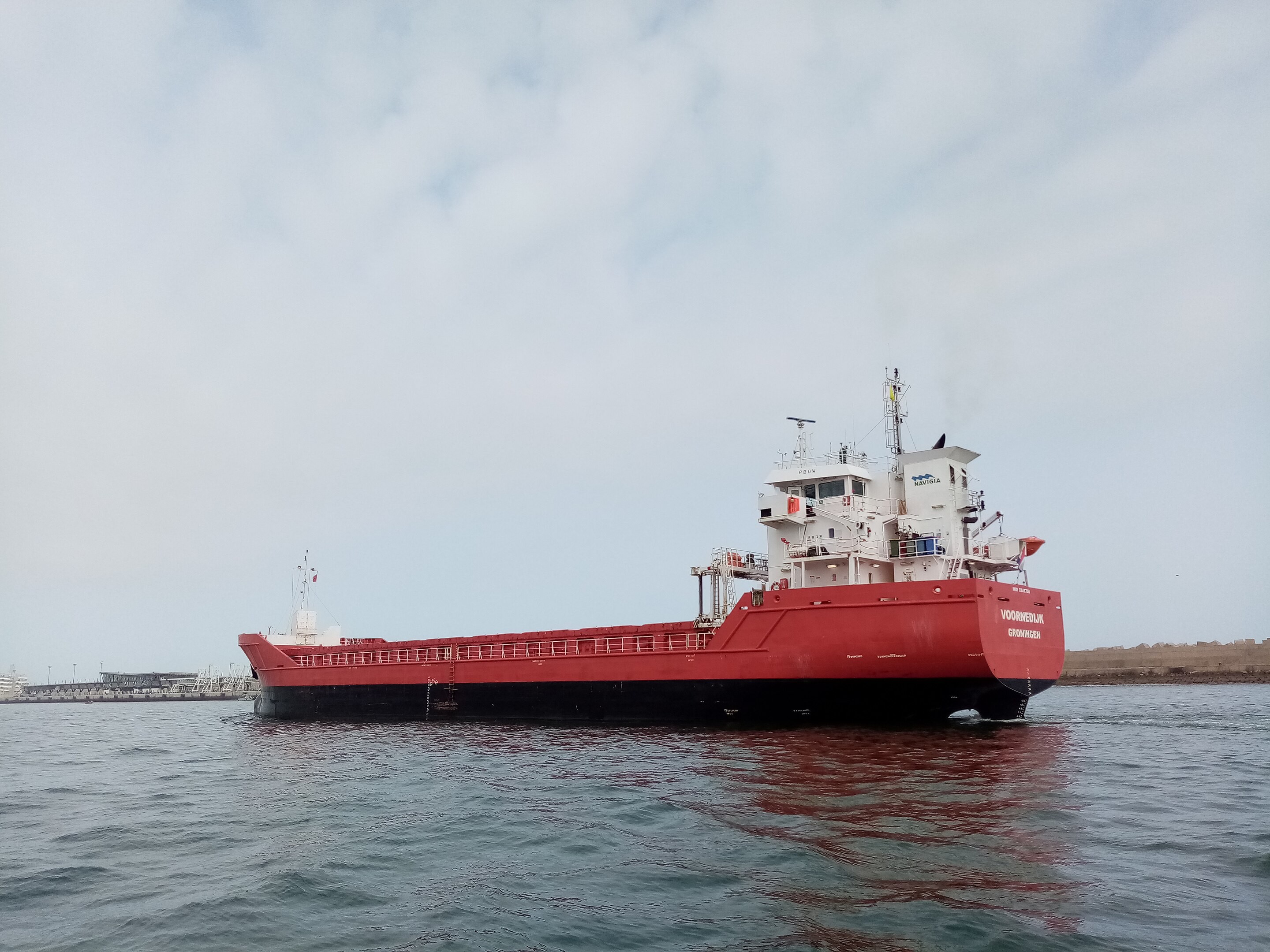 Transit: CELTIC ENDEAVOUR     entering English South Coast at The Dover Strait