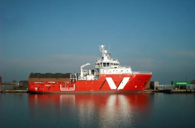 VOS EXPLORER         transiting Aberdeenshire Coast on the Scottish East Coast  