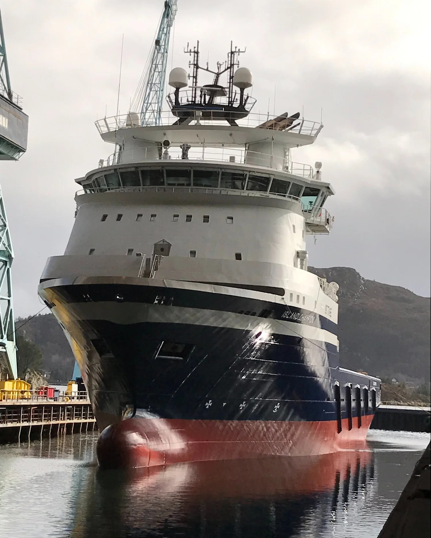 Aberdeen Departure: ISLAND CHAMPION     