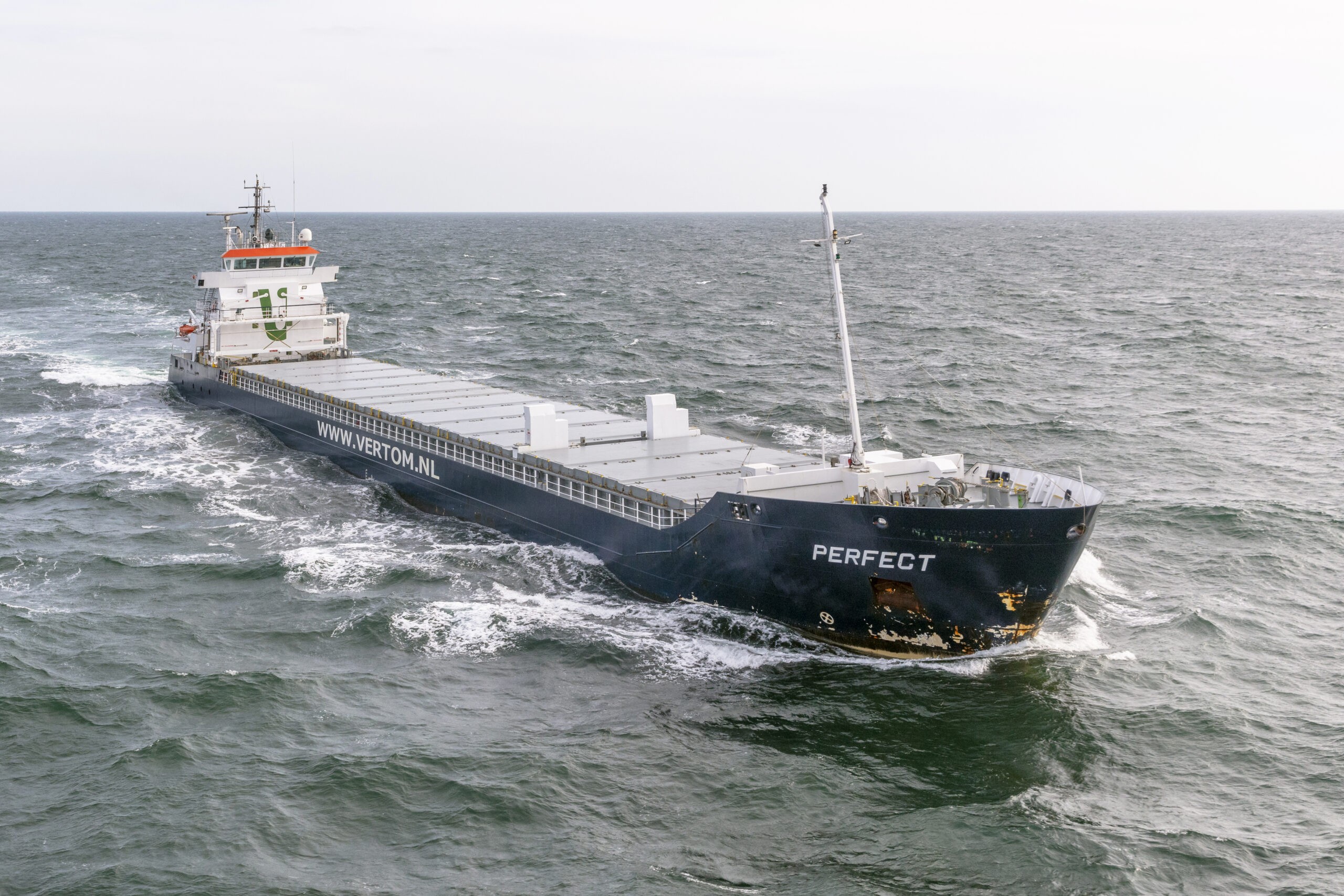  Irish Sea - PERFECT              transiting Irish Sea West of Man