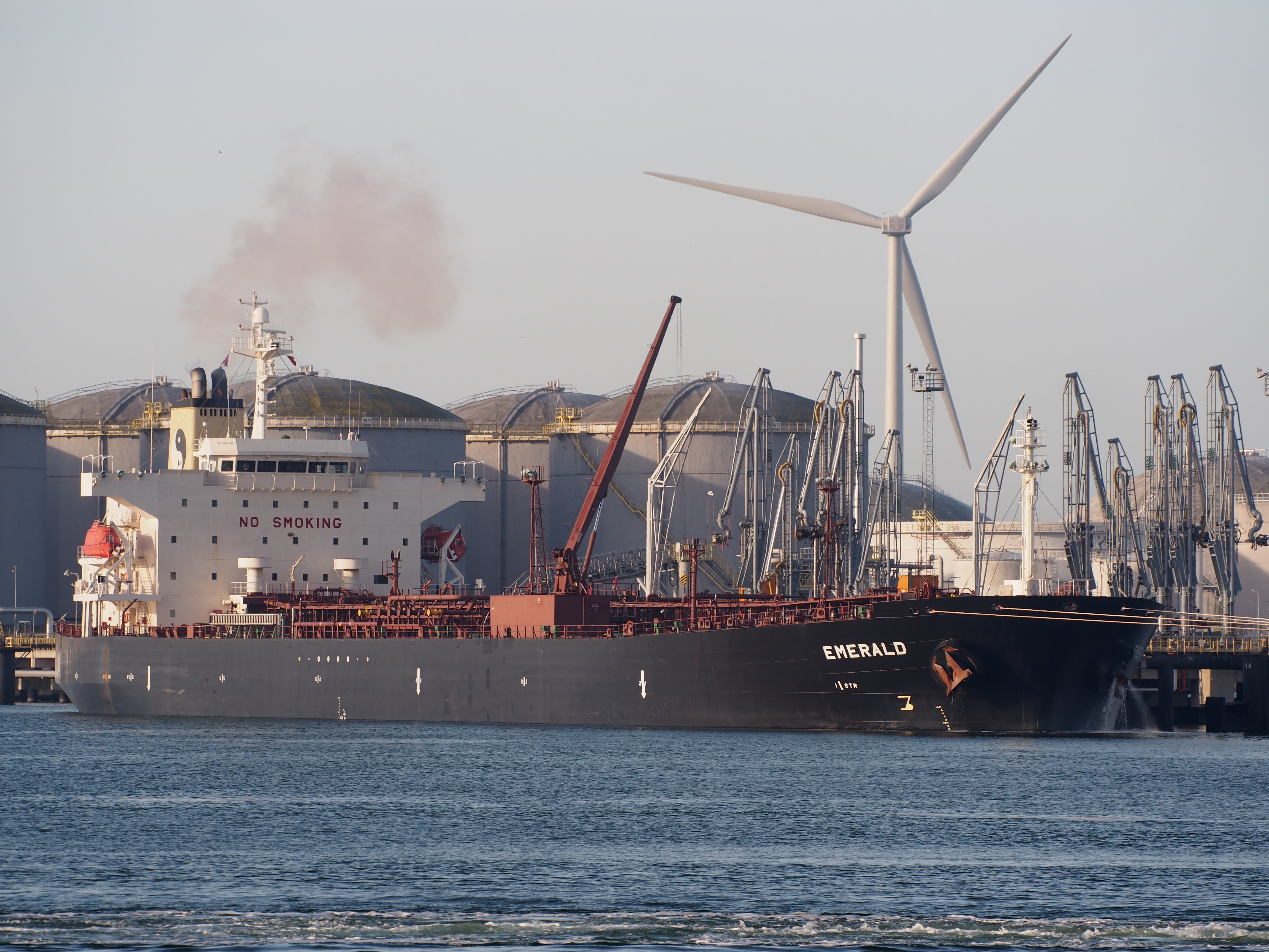 Cork Harbour Departure: EMERALD             