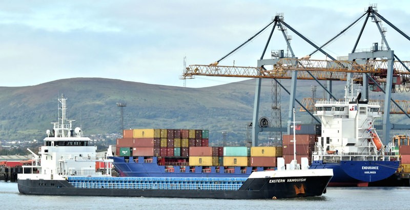  Irish Sea - EASTERN VANQUISH transiting Irish Sea off Dublin
