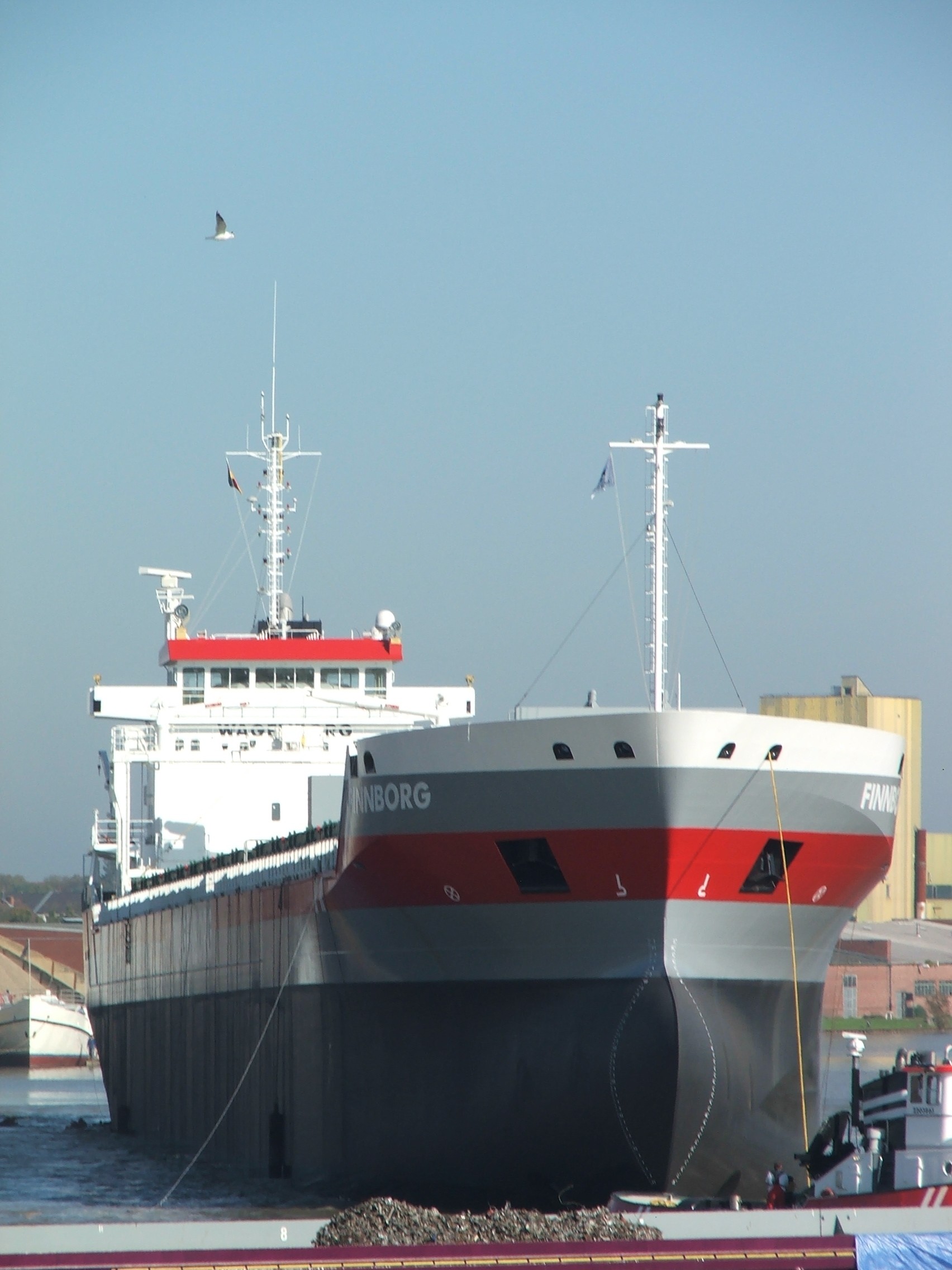 Transit: FINNBORG entering English South Coast at The Dover Strait