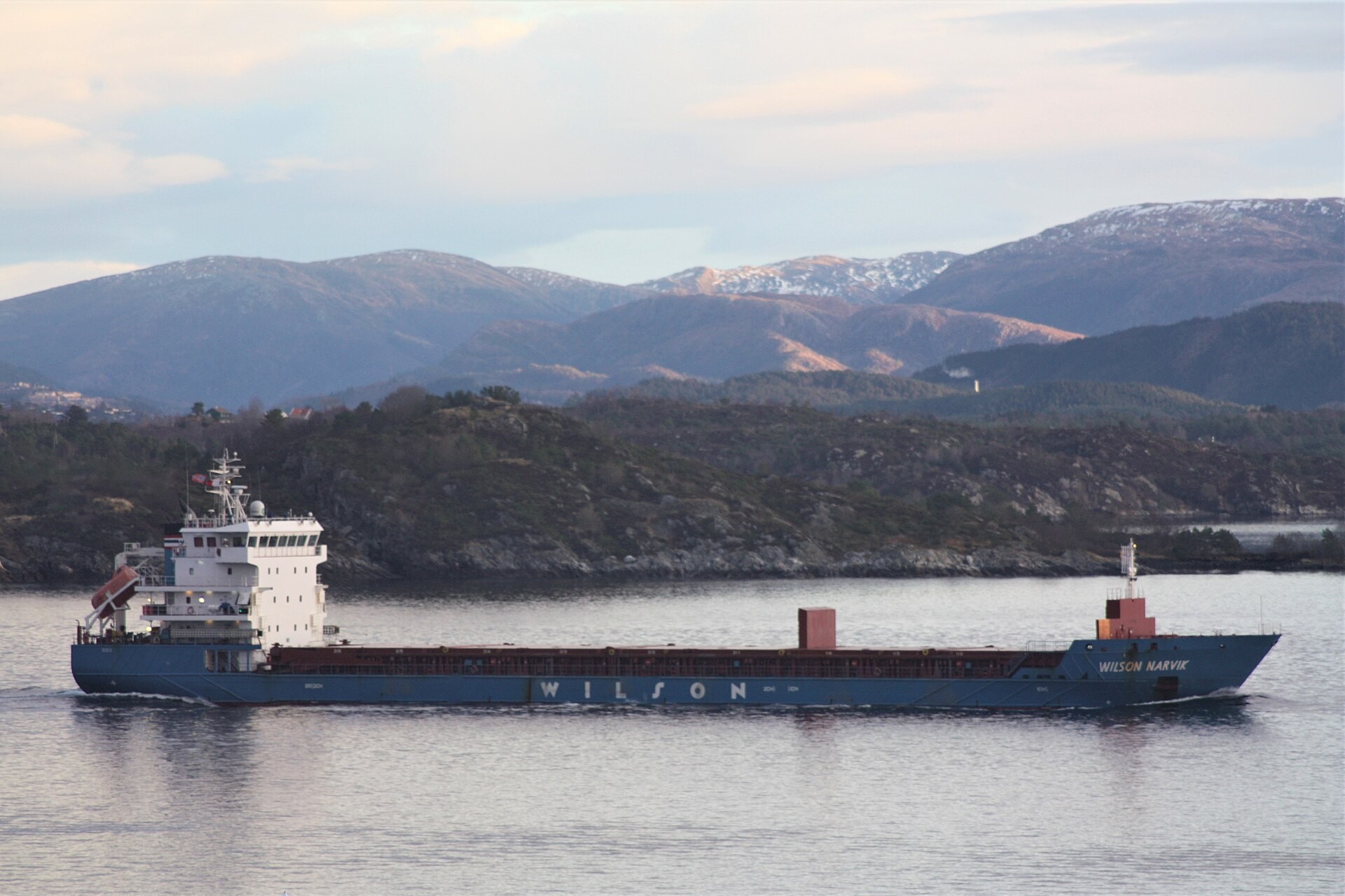 Humber Arrival: WILSON NARVIK