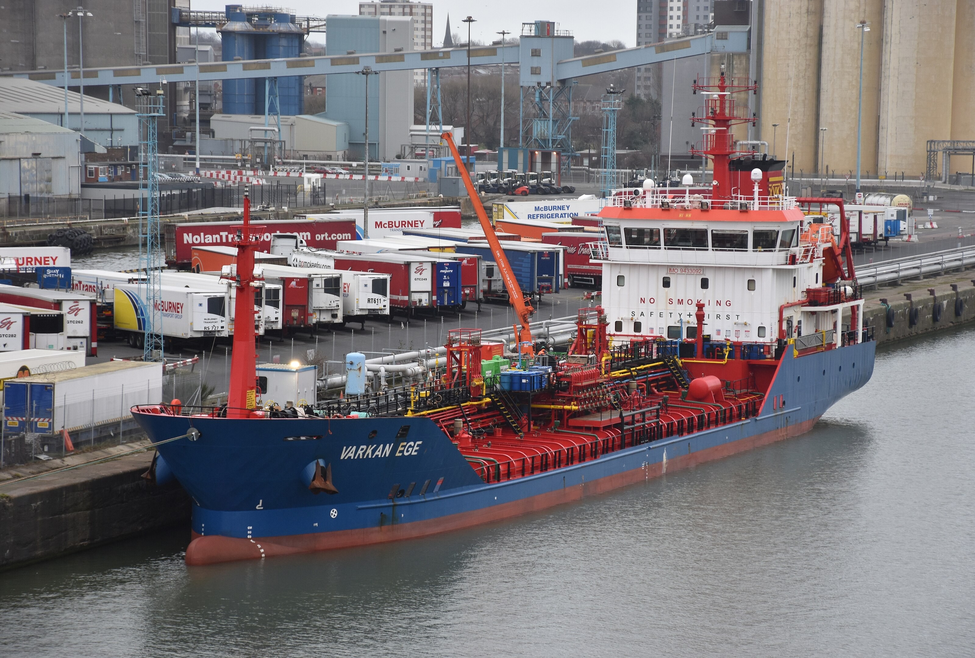 Transit: STAR ARUBA           entering English South Coast at The Dover Strait