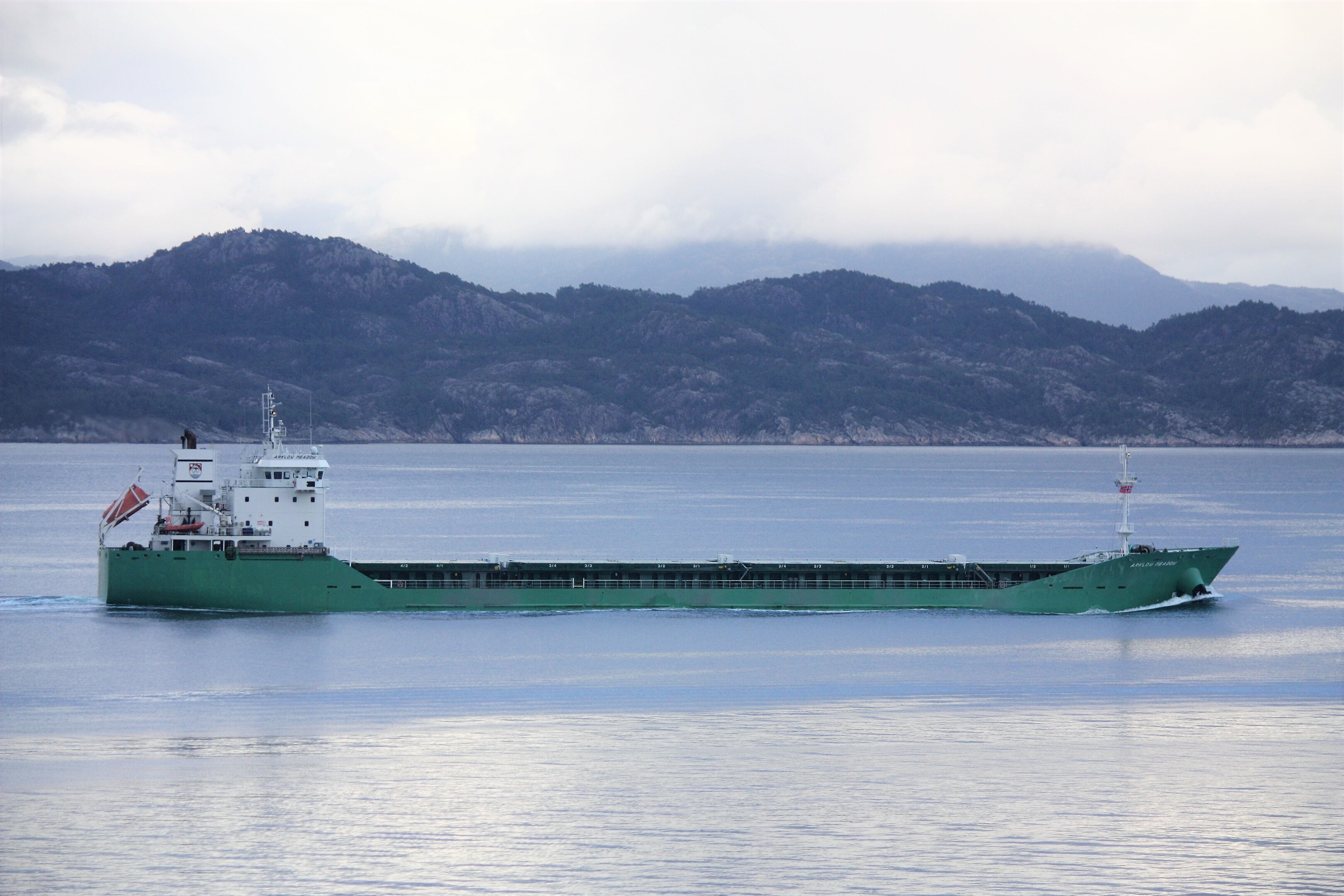 Transit: ARKLOW MEADOW        entering English South Coast at The Dover Strait