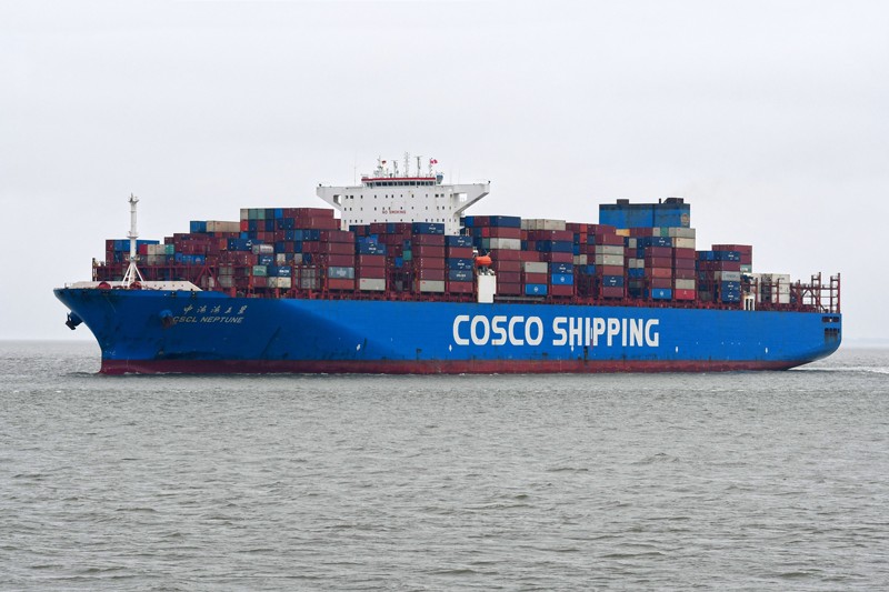 Southampton Departure: CSCL NEPTUNE        