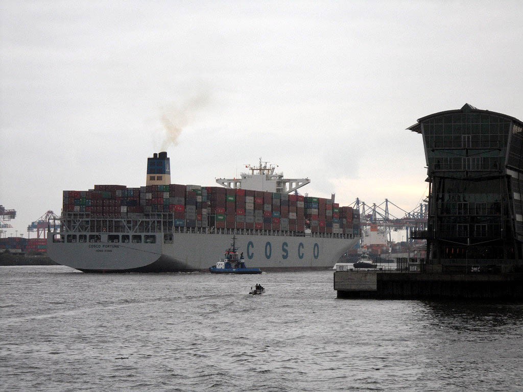 Transit: COSCO FORTUNE        entering English South Coast at The Dover Strait