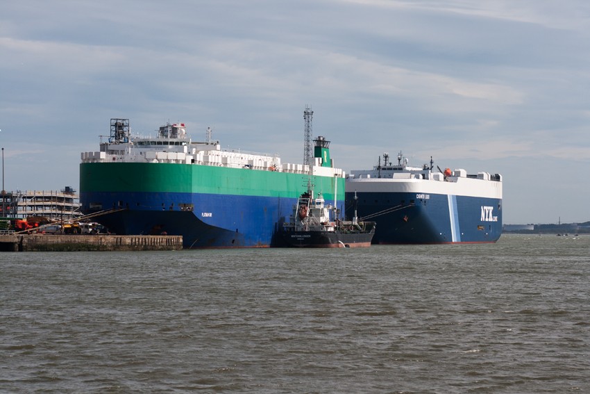  Celtic Sea - DEMETER LEADER       transiting Celtic Sea