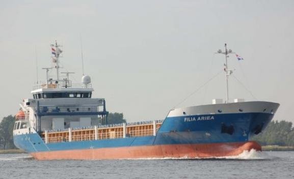 Transit: FILIA ARIEA entering English South Coast at The Dover Strait