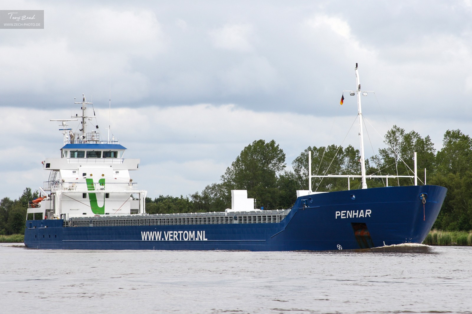 Transit: PENHAR               entering English South Coast at The Dover Strait