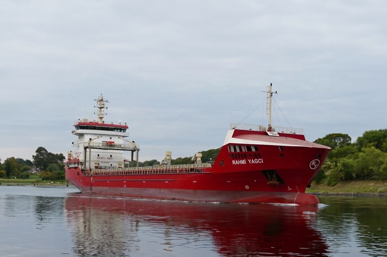 Transit: RAHMI YAGCI entering English South Coast at The Dover Strait