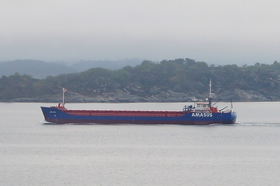 Humber Departure: EEMS SPIRIT         