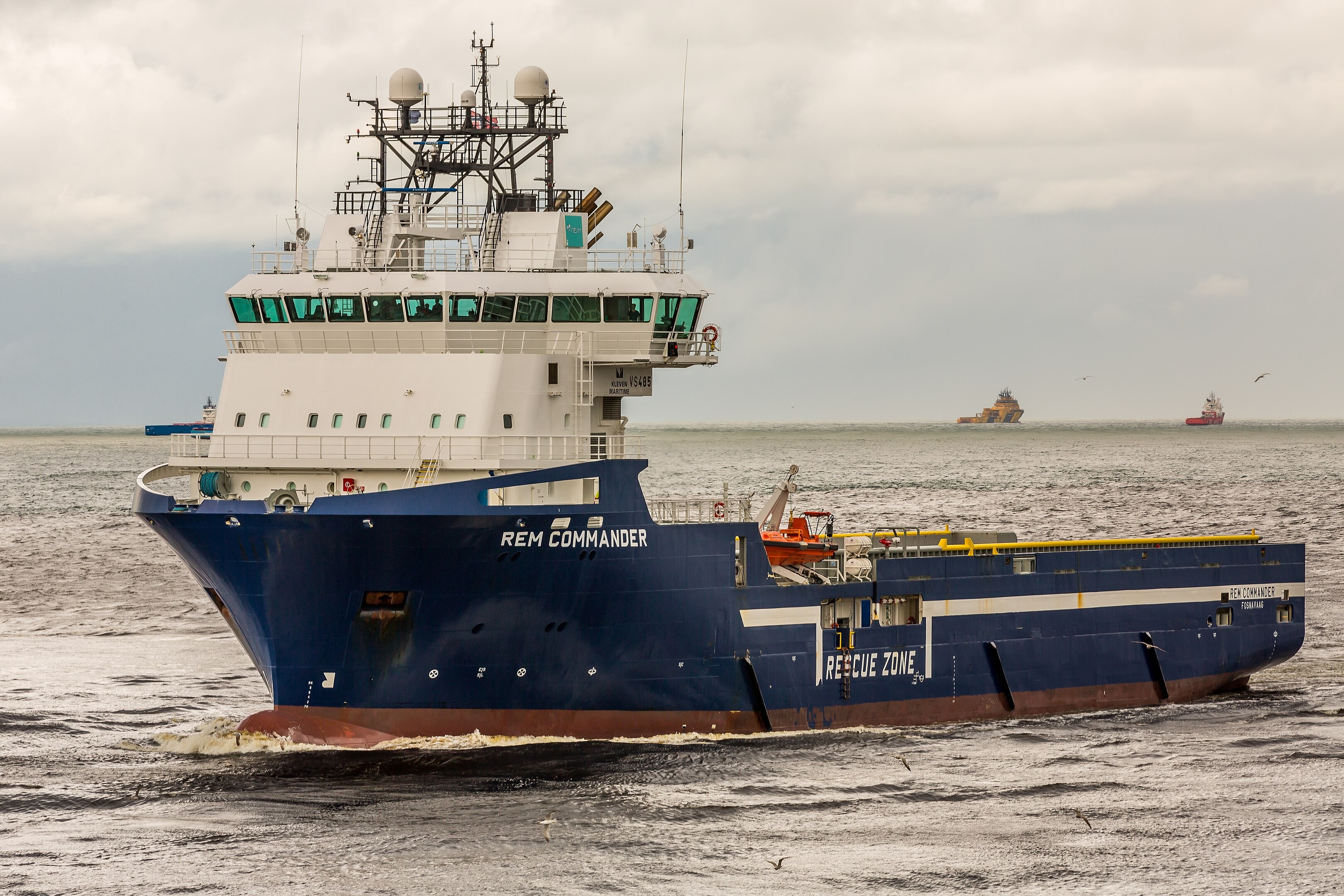  Scottish East Coast - NALEY TIDE           transiting Aberdeenshire Coast